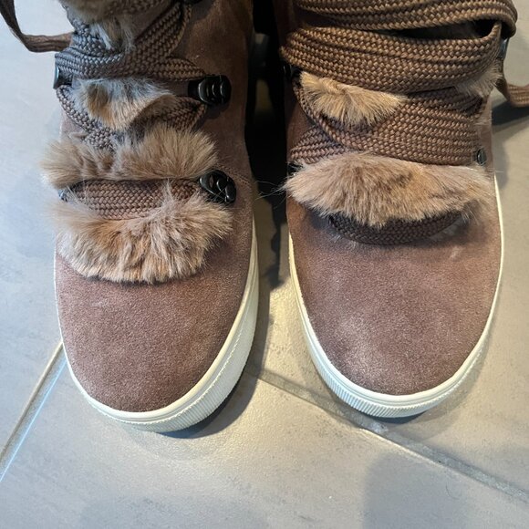 J/Slides NYC Whitney Taupe and Faux Fur Wedge Bootie Womens Sz 8.5 - Picture 5 of 8